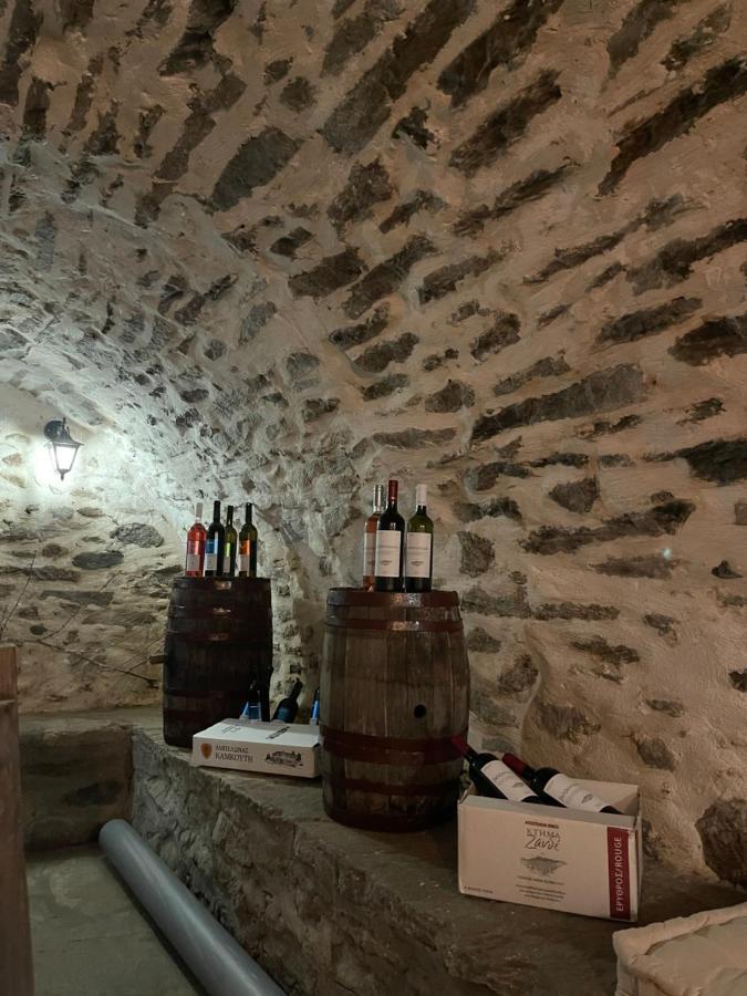 ΕΝΝΕΑ ΜΟΥΣΕΣ Παραδοσιακός Ξενώνας Βελβεντός Εξωτερικό φωτογραφία